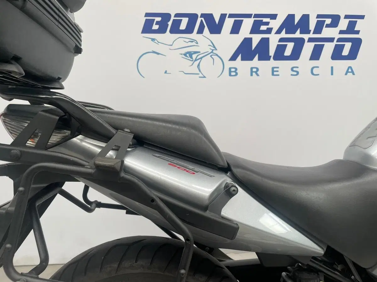 Honda CBF 600 (2004 - 06) (7)