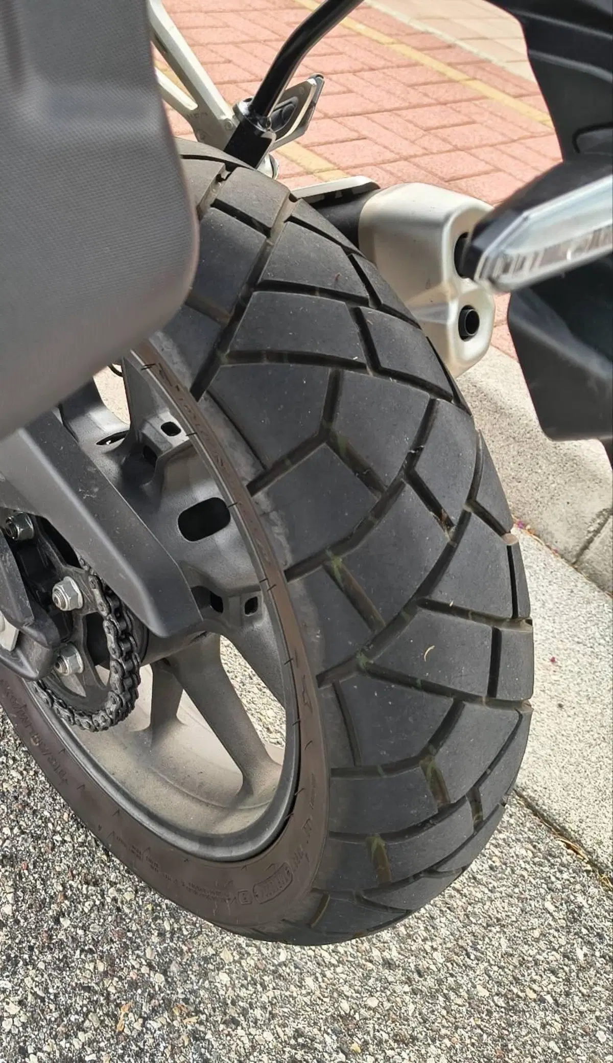 Honda NX500 (2024 - 25) (6)