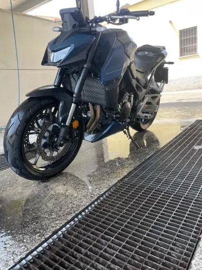 Honda CB 750 Hornet (2026) usata