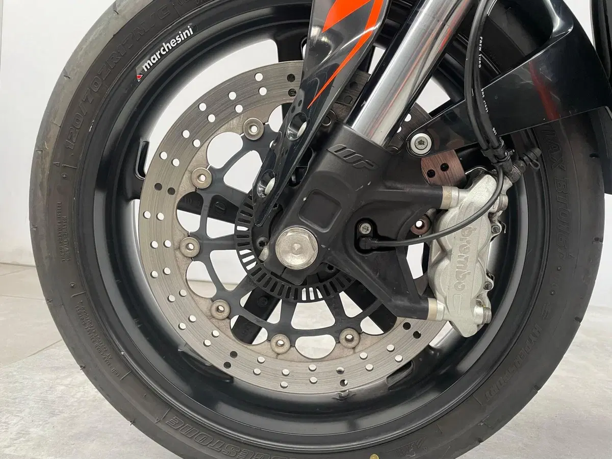 KTM 690 Duke (2012 - 16) (12)