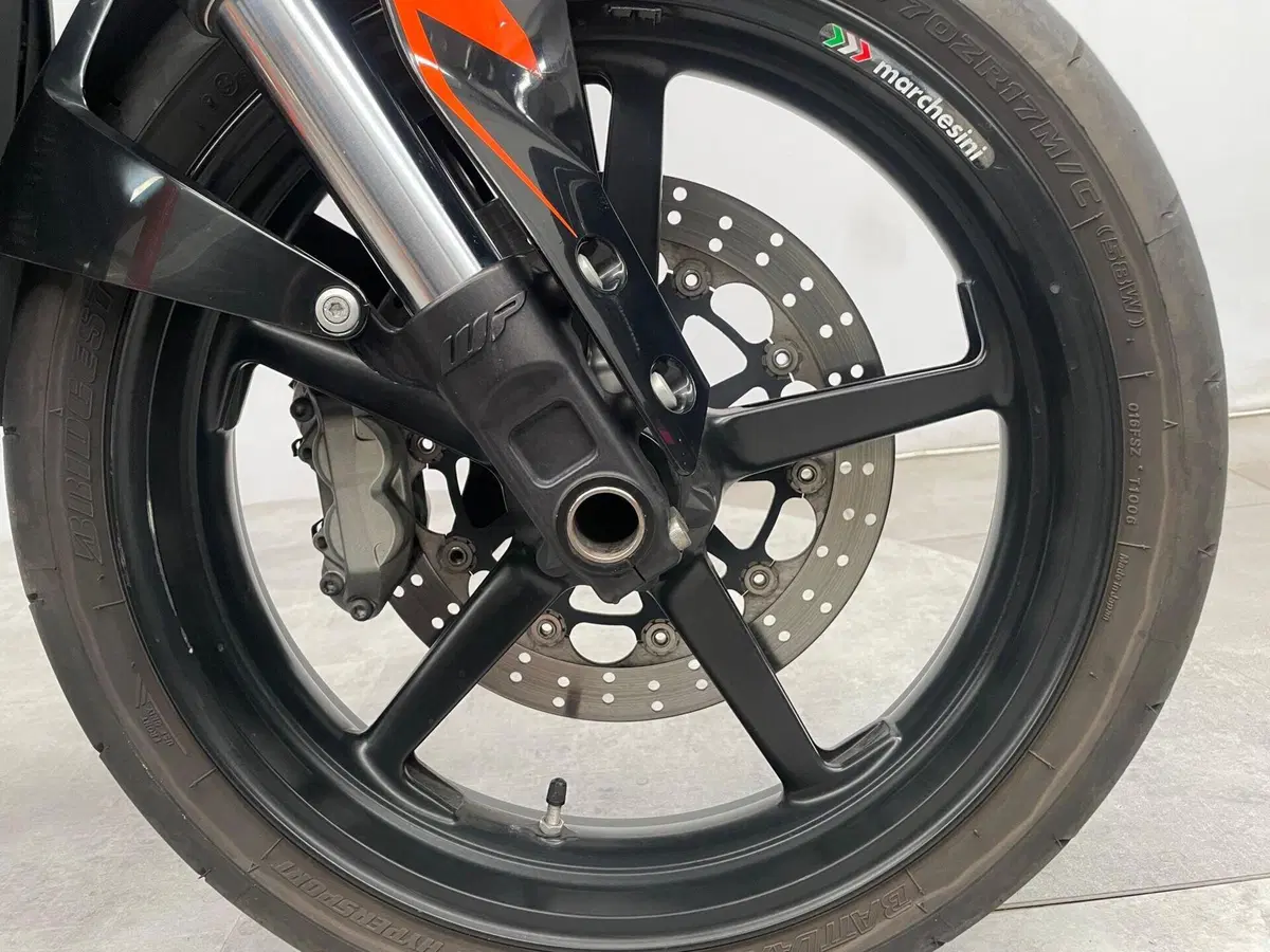 KTM 690 Duke (2012 - 16) (13)