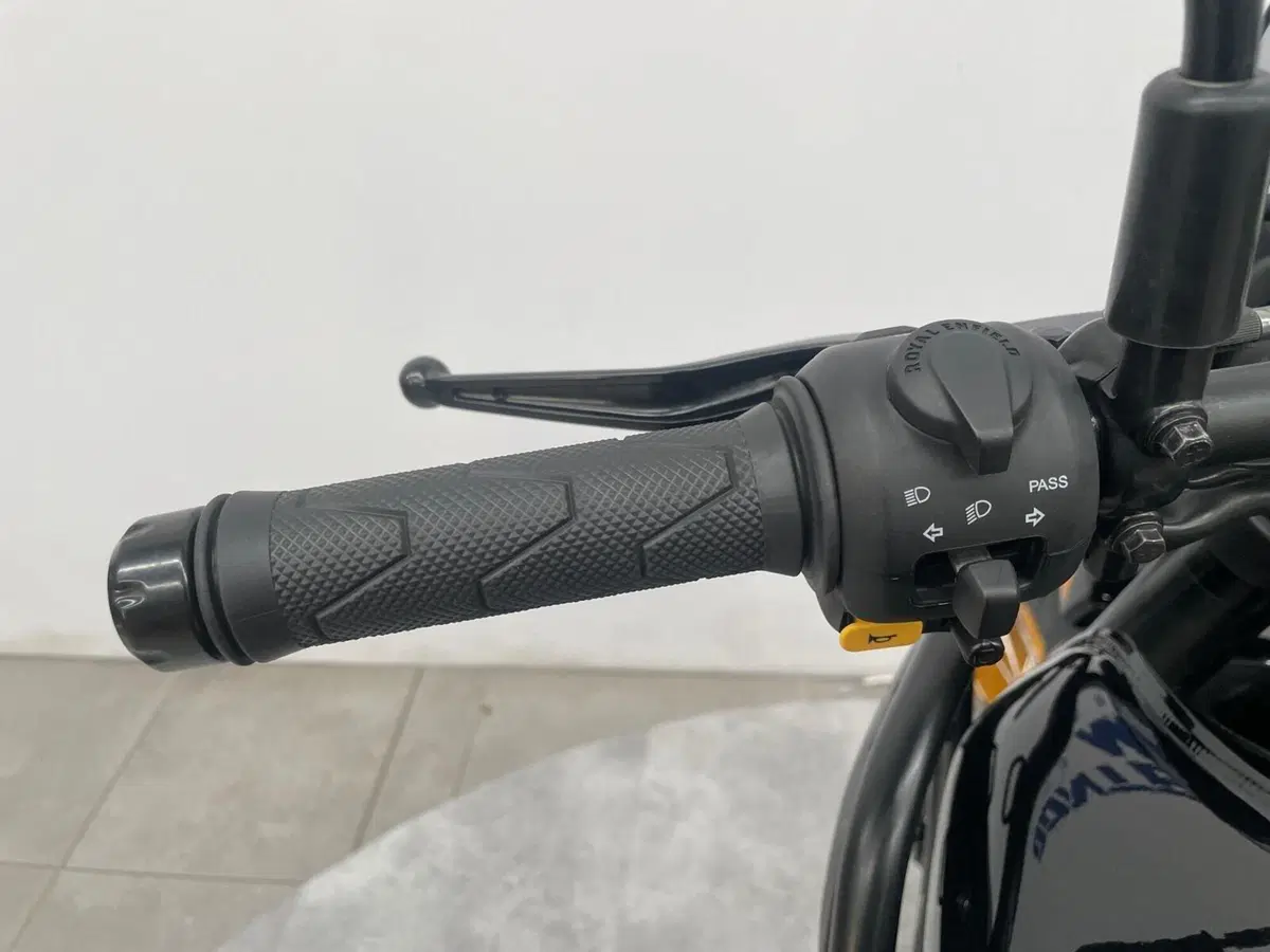 Royal Enfield Himalayan 450 (2024 - 26) (7)