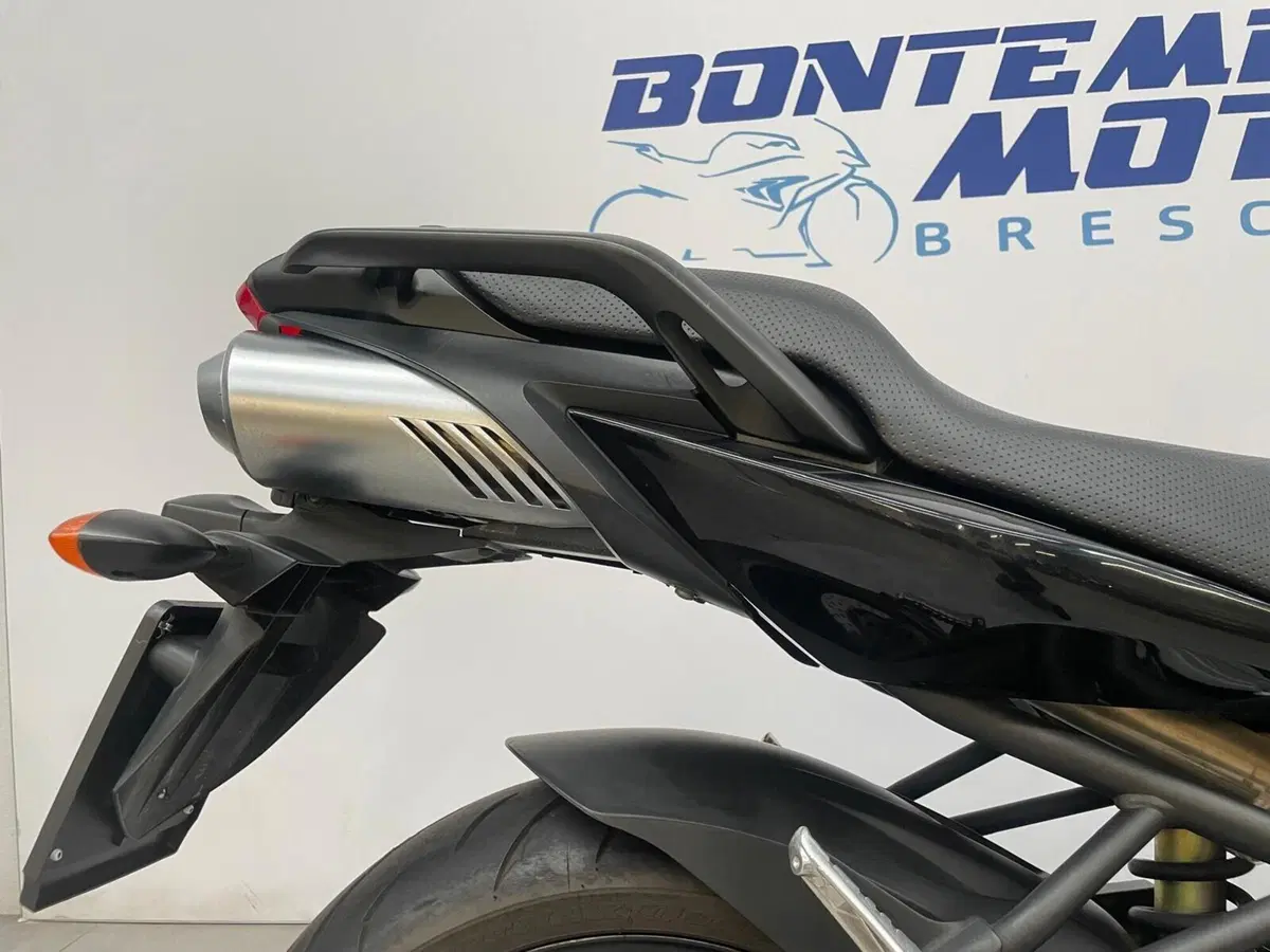 Yamaha FZ6 (2004 - 07) (4)