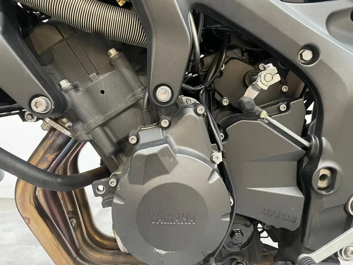 Yamaha FZ6 (2004 - 07) (11)