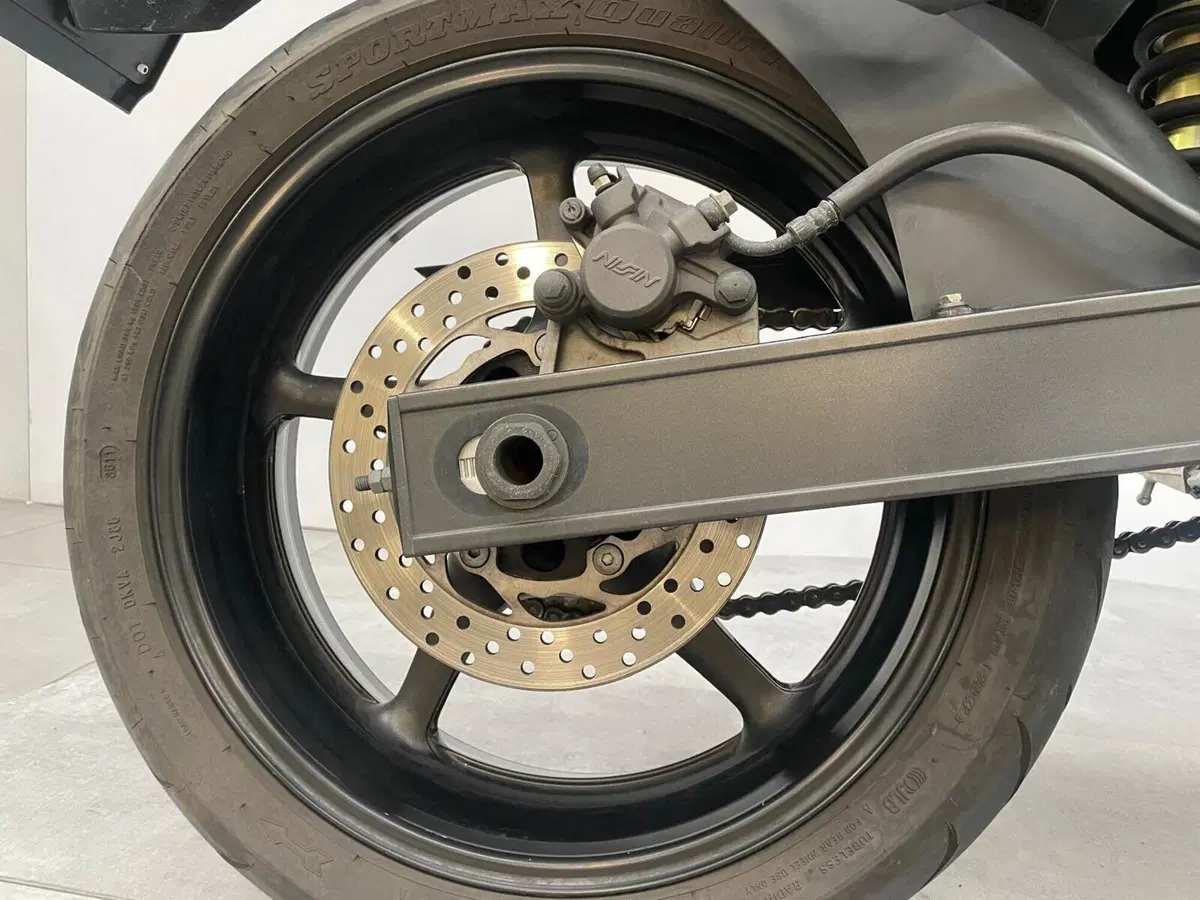 Yamaha FZ6 (2004 - 07) (14)