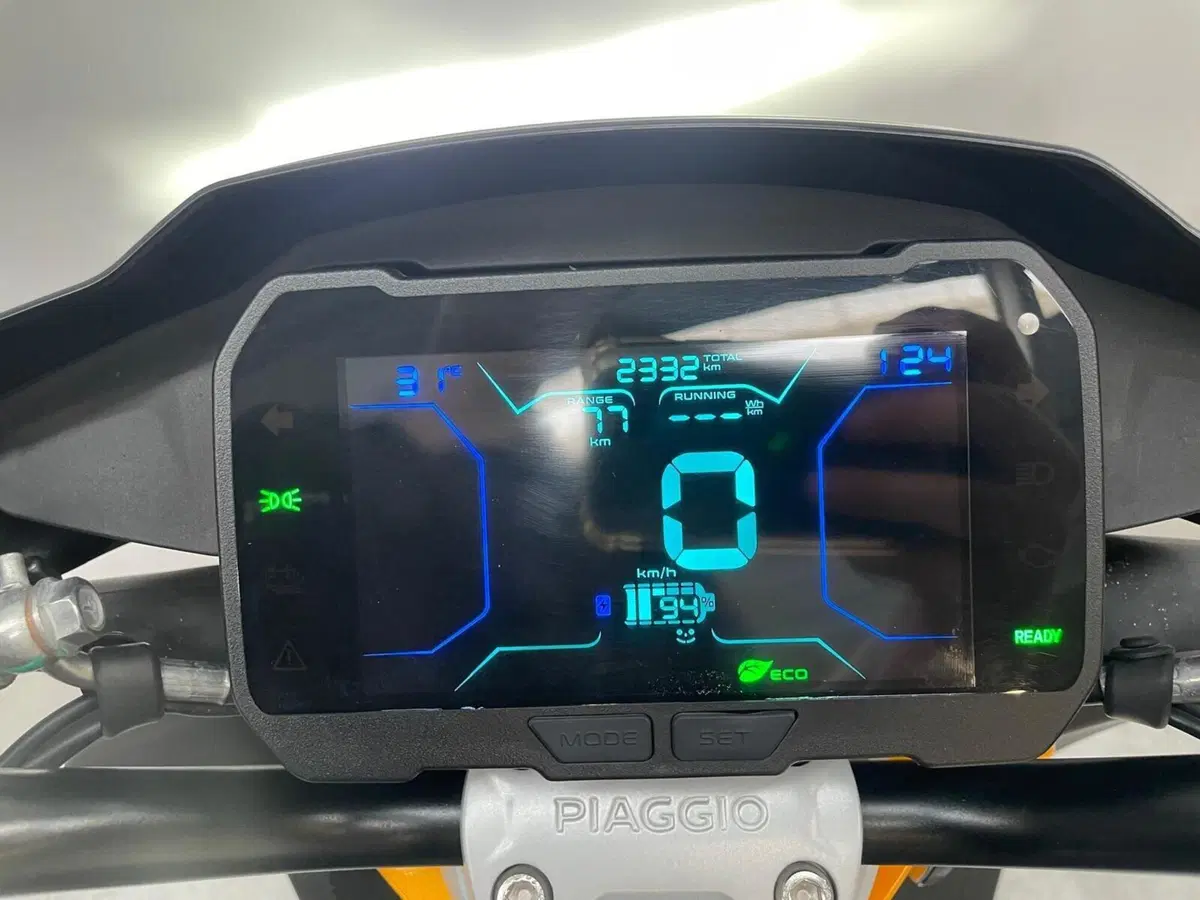 Piaggio 1 Active (2022 - 26) (14)