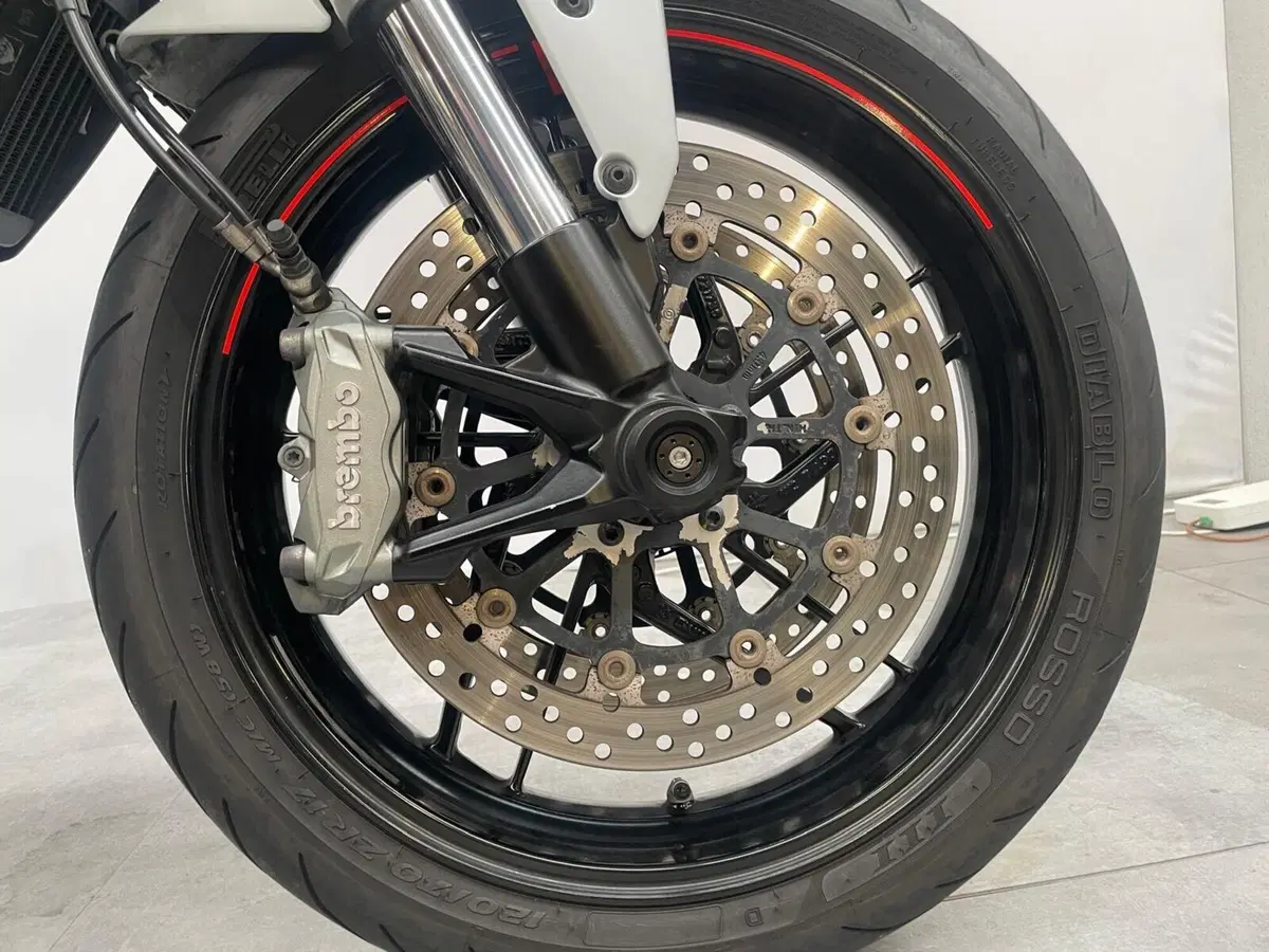 Ducati Monster 797 Plus (2019) (12)