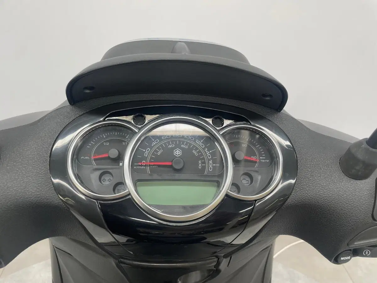 Piaggio Beverly 300 i.e. (2010 - 16) (5)
