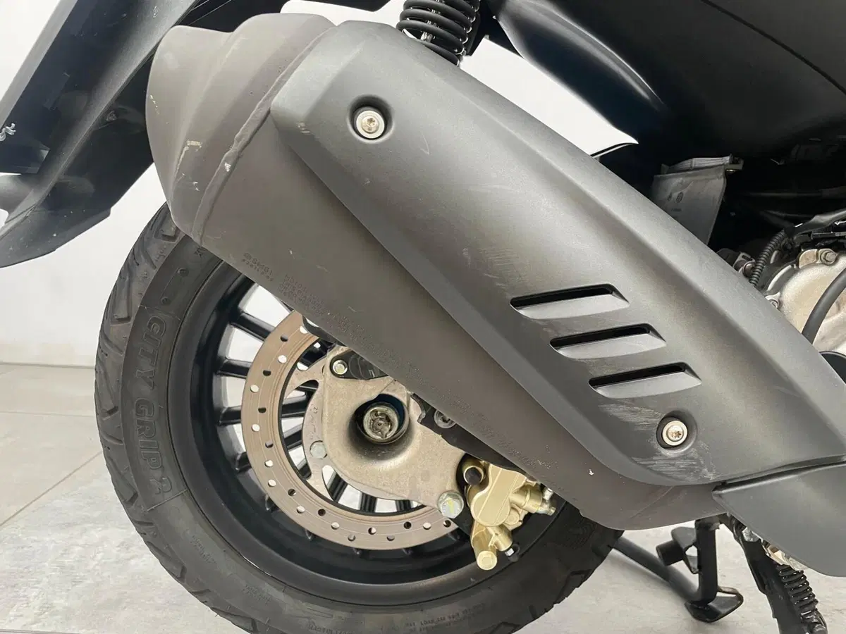 Piaggio Beverly 300 i.e. (2010 - 16) (15)