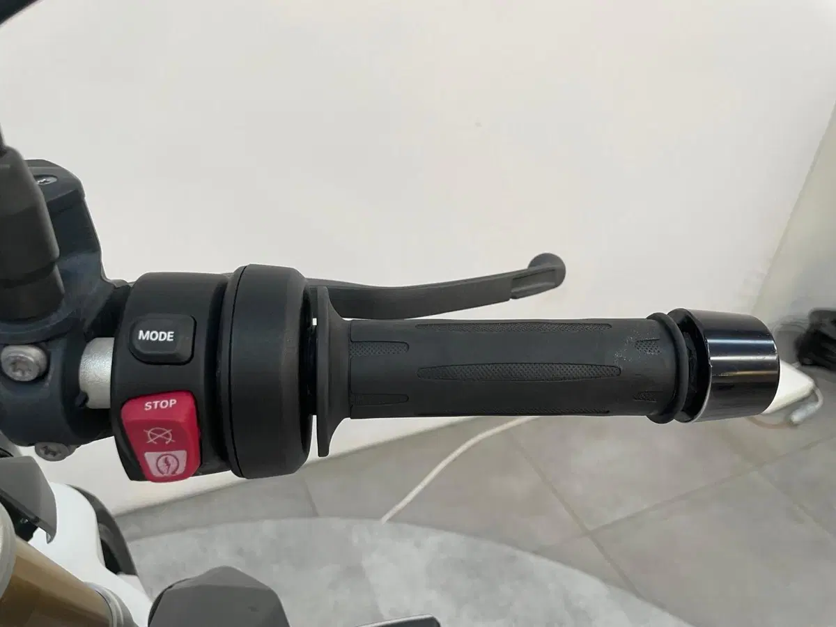 Bmw F 900 R (2021 - 24) (3)