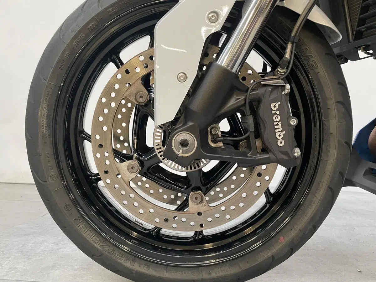 Bmw F 900 R (2021 - 24) (12)