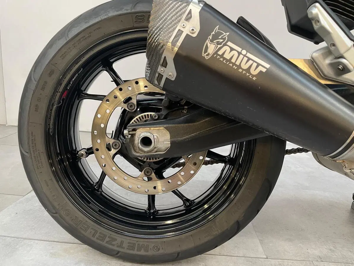 Bmw F 900 R (2021 - 24) (14)