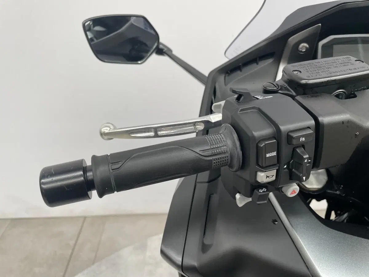 Honda Forza 750 DCT Special Edition (2024) (7)