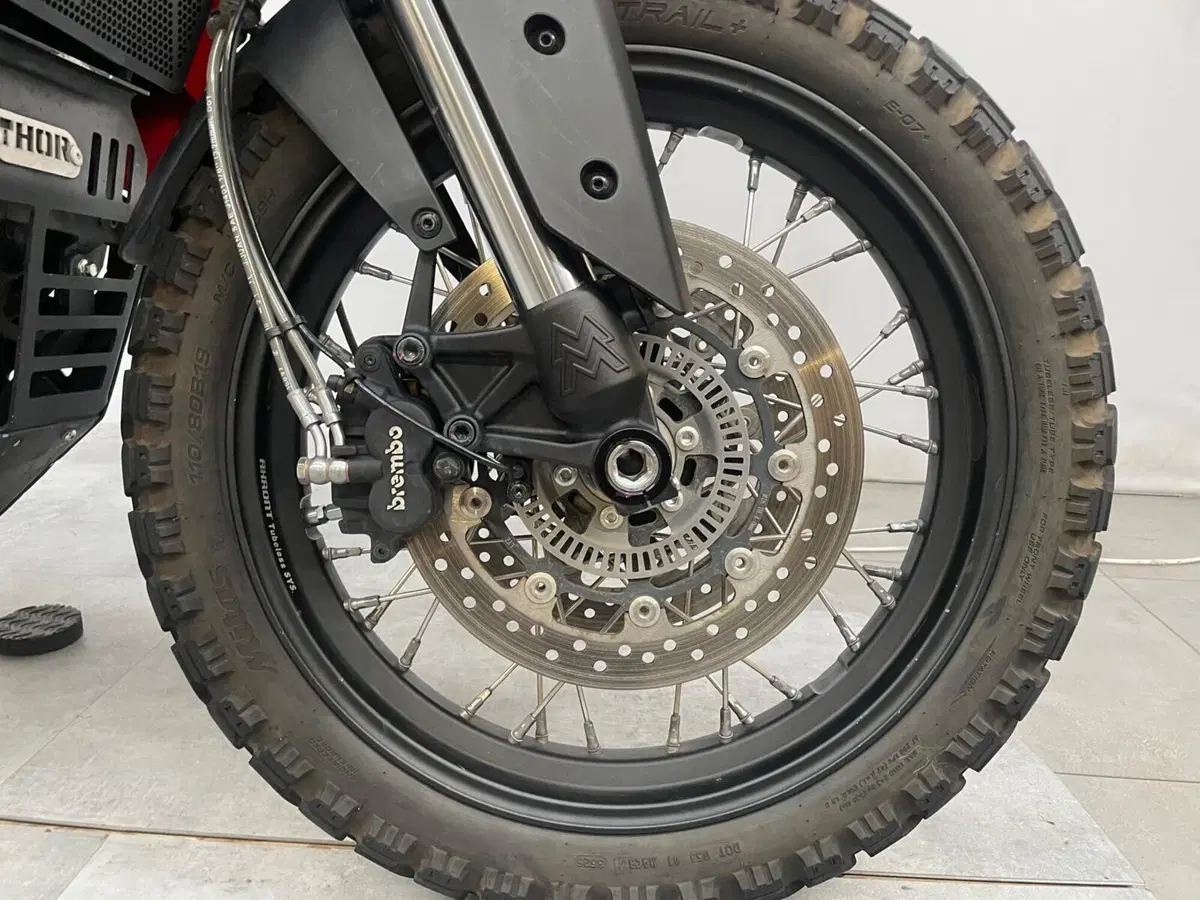 Moto Morini X-Cape 650 (2021 - 26) (7)