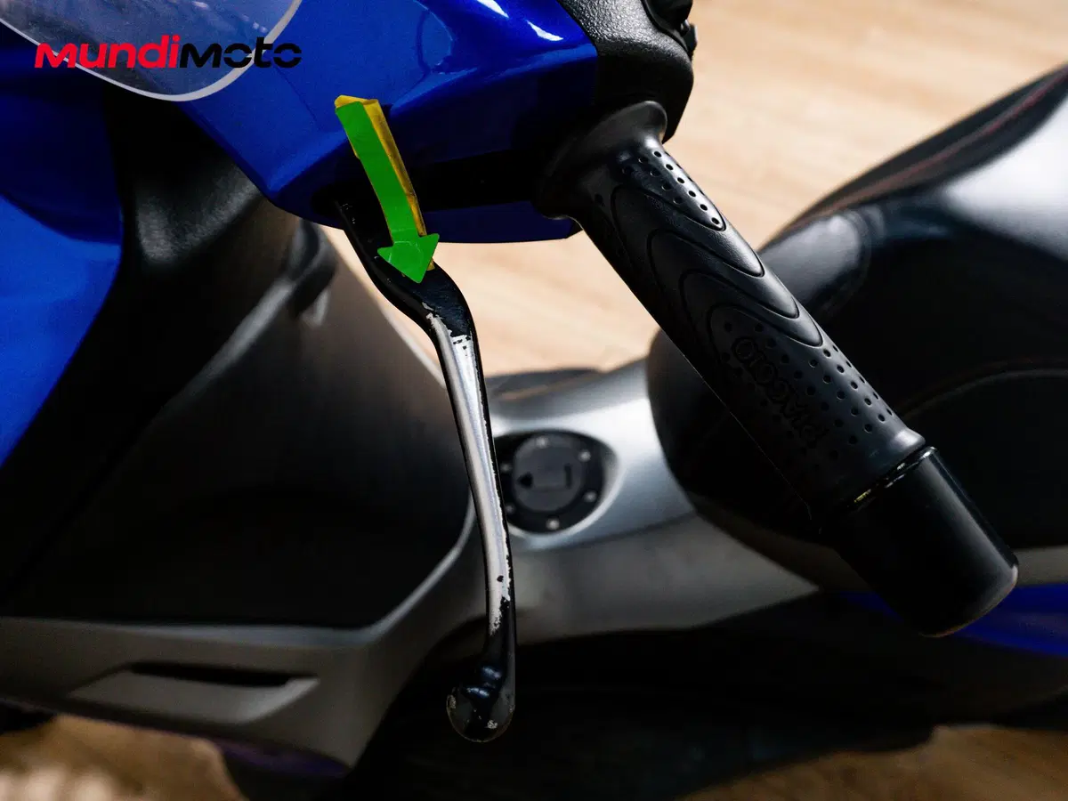 Piaggio Beverly 300 ABS-ASR (2021 - 25) (24)