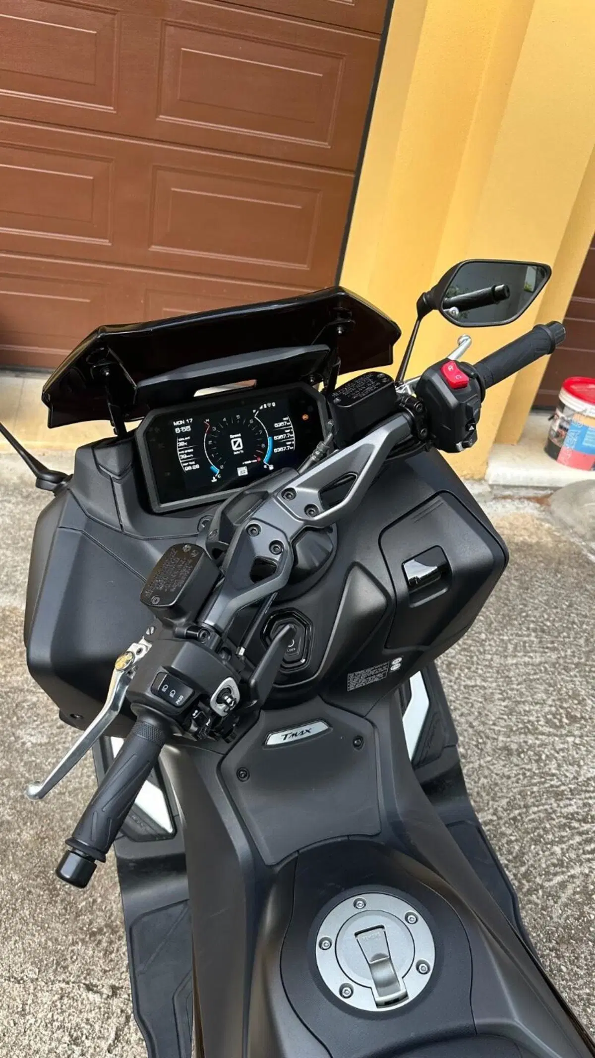 Yamaha T-Max 560 (2025 - 26) (2)
