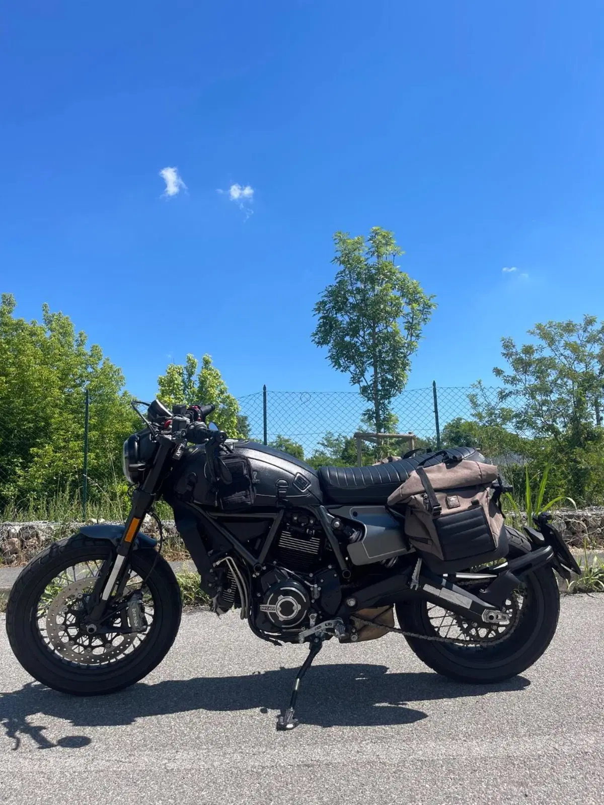 Ducati Scrambler 800 Night Shift (2021 - 22) (3)