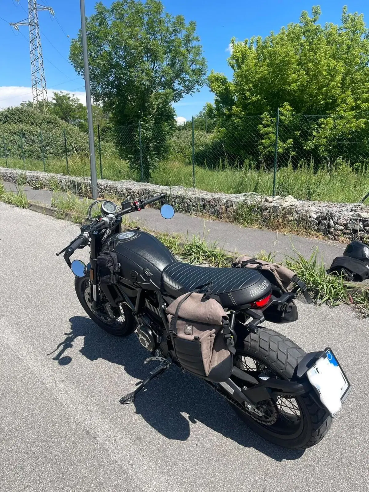 Ducati Scrambler 800 Night Shift (2021 - 22) (5)