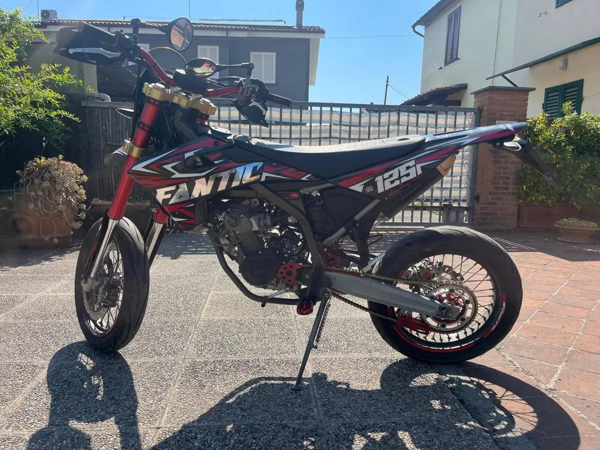 Fantic Motor Motard 125 Competition 4t (2020) (3)