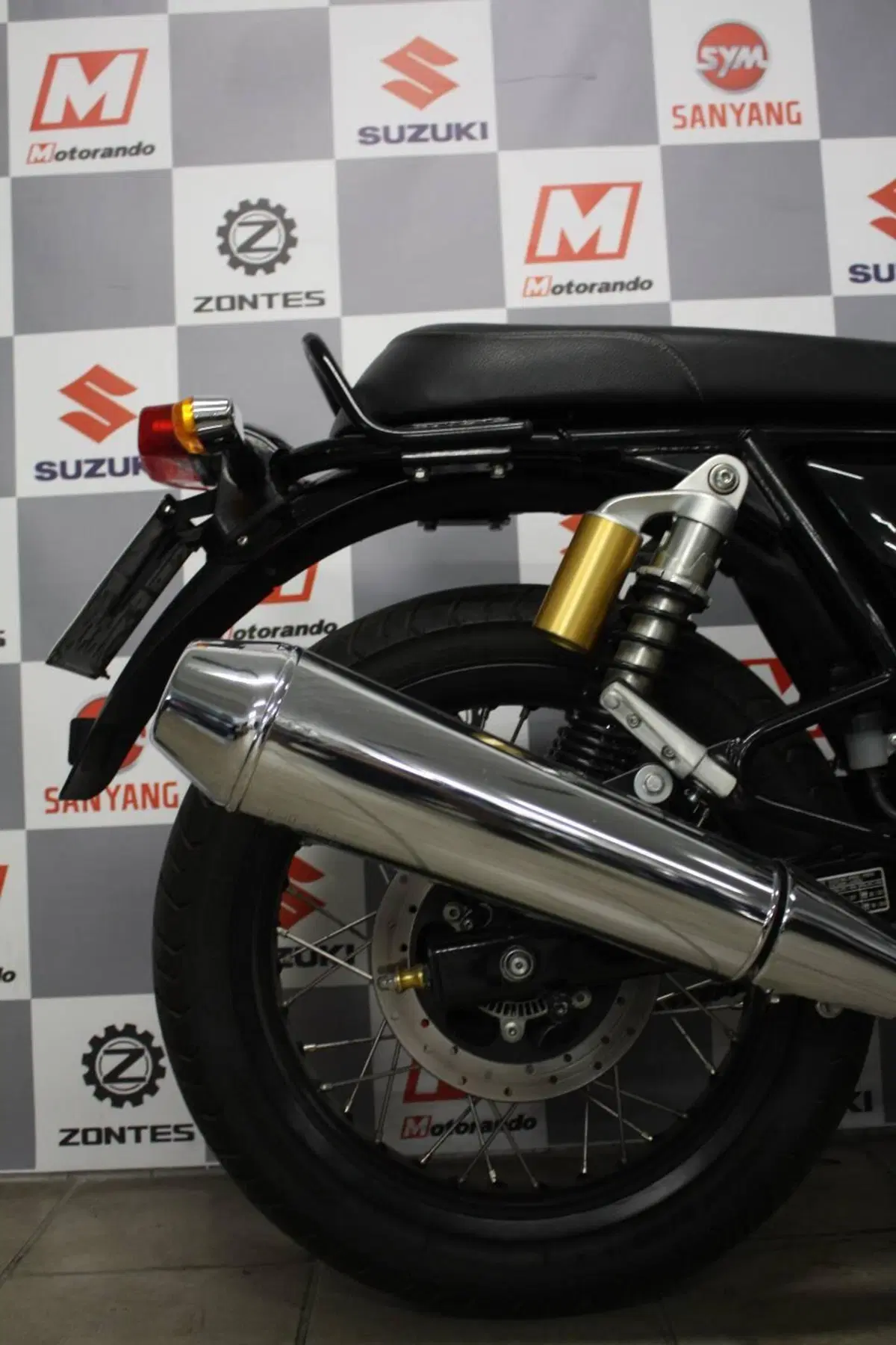 Royal Enfield Interceptor 650 (2021 - 26) (4)