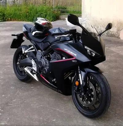 Honda CBR 650 R (2024 - 26) usata