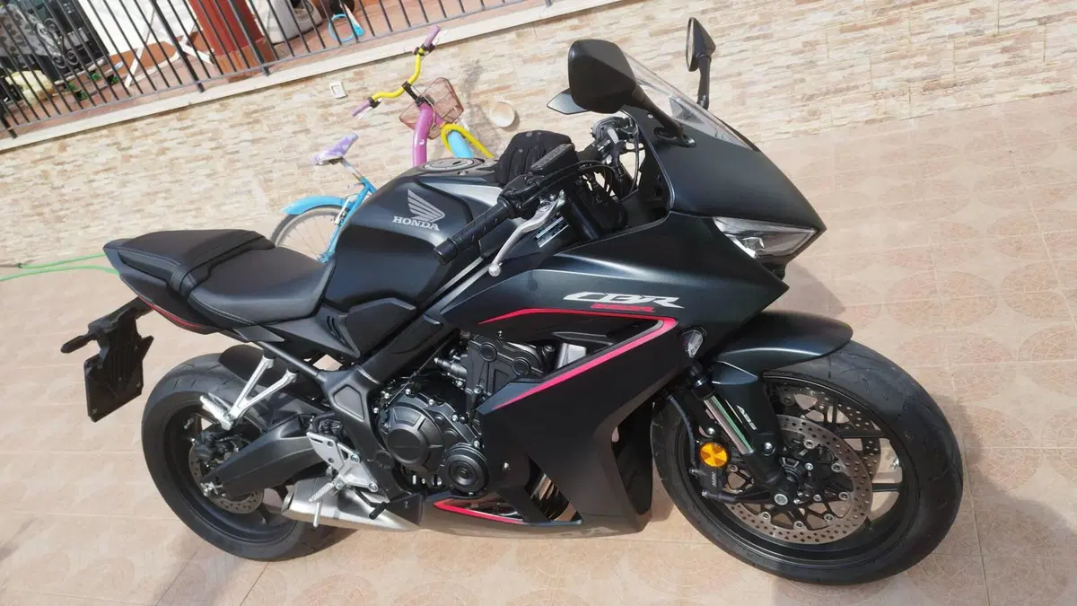 Honda CBR 650 R (2024 - 26) (2)