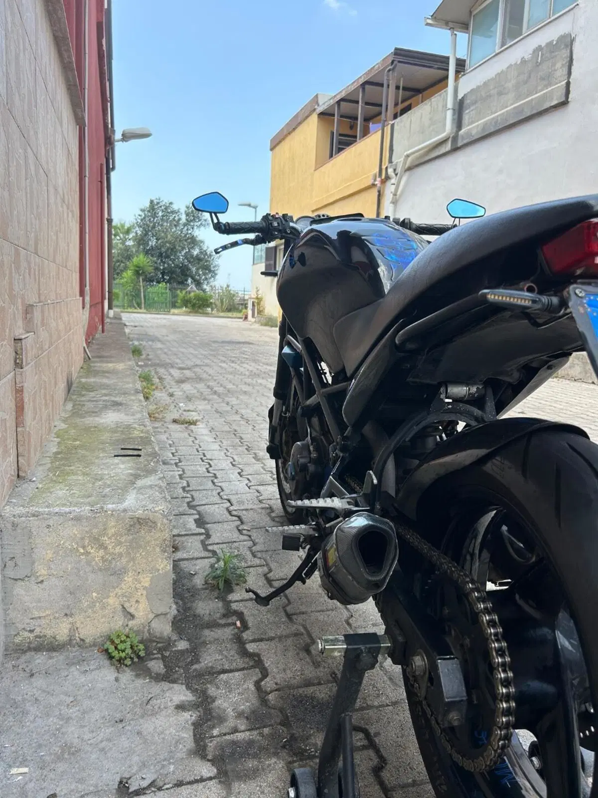 Ducati Monster 600 Dark (1998 - 01) (6)
