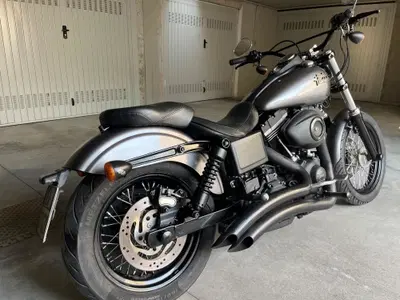 Harley-Davidson 1690 Street Bob Special (2015 - 16) - FXDB usata