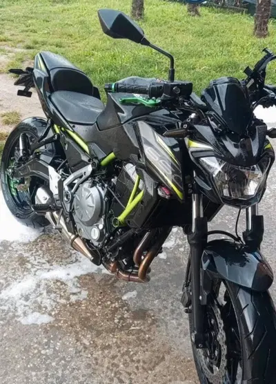 Kawasaki Z 650 (2017 - 19) usata
