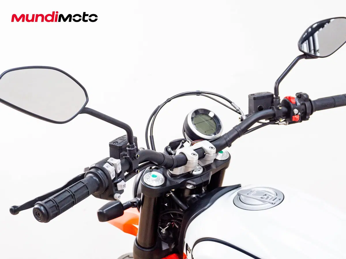Ducati Scrambler 800 Urban Motard (2022) (11)