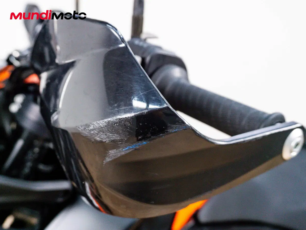 KTM 890 Adventure (2023 - 26) (21)