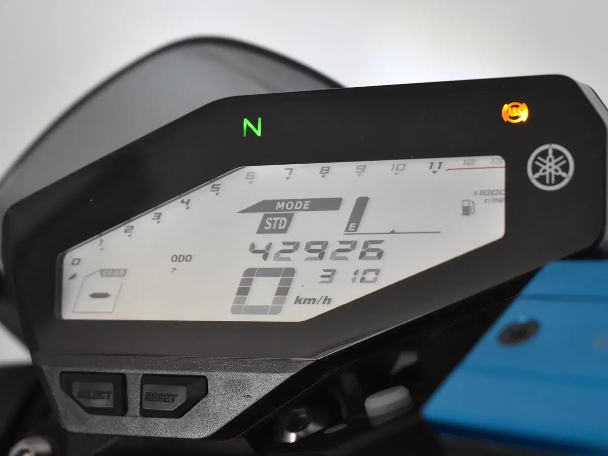 Yamaha MT-09 (2013 - 15) (7)