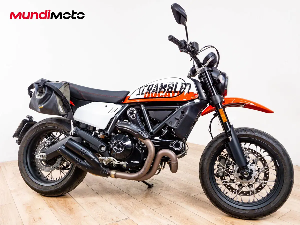 Ducati Scrambler 800 Urban Motard (2022) (2)