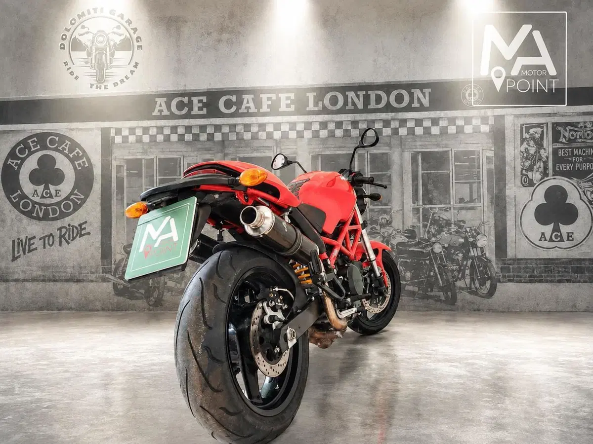 Ducati Monster 695 (2006 - 08) (2)