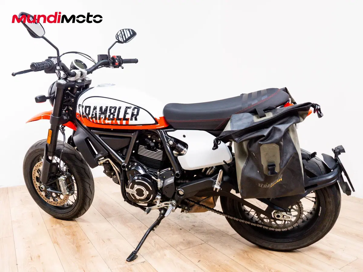 Ducati Scrambler 800 Urban Motard (2022) (7)