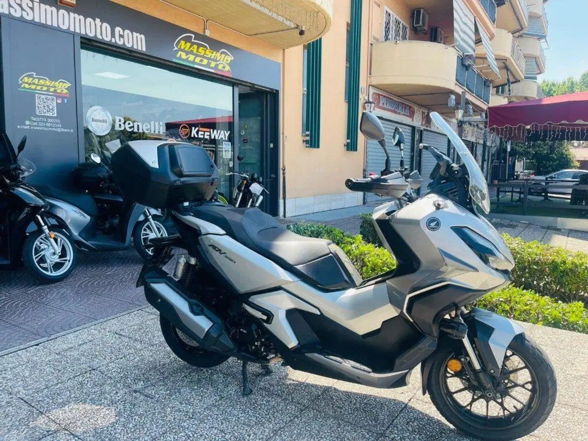 Honda ADV 350 (2022 - 24) (6)