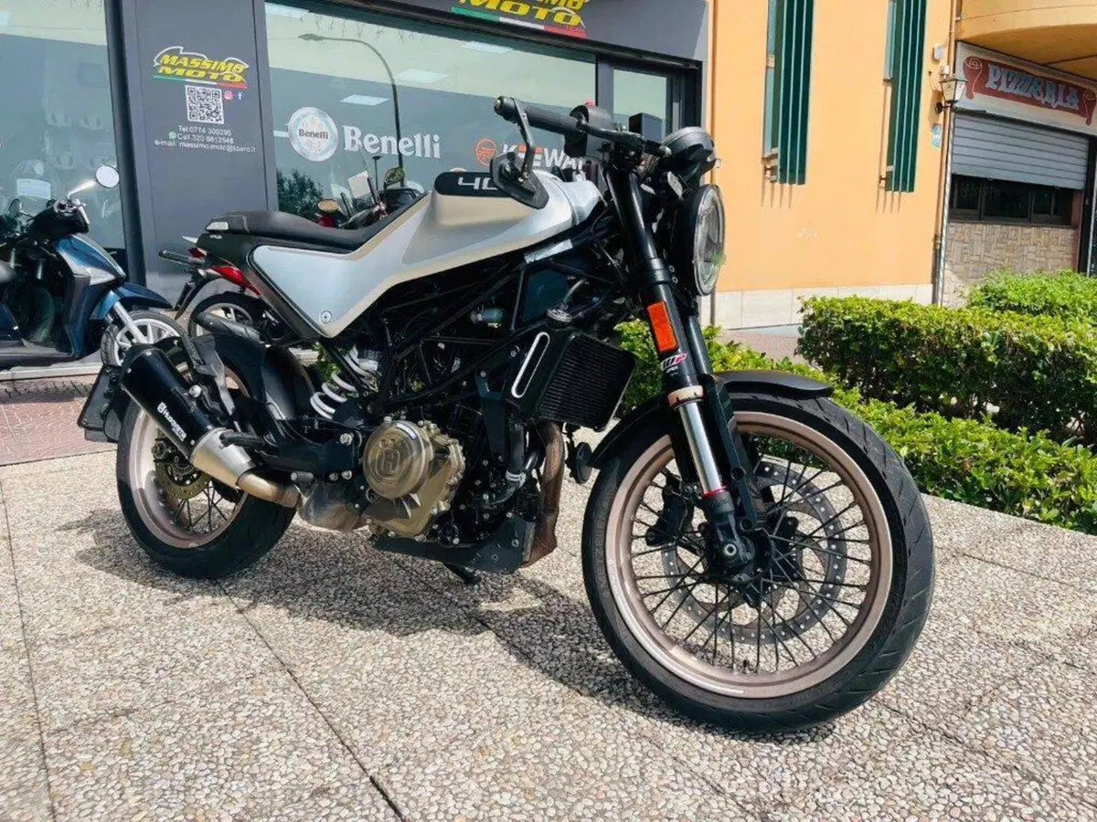 Husqvarna Svartpilen 401 (2021 - 23) (9)