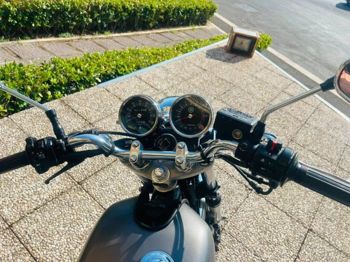 Yamaha SR 400 (2013 - 17)