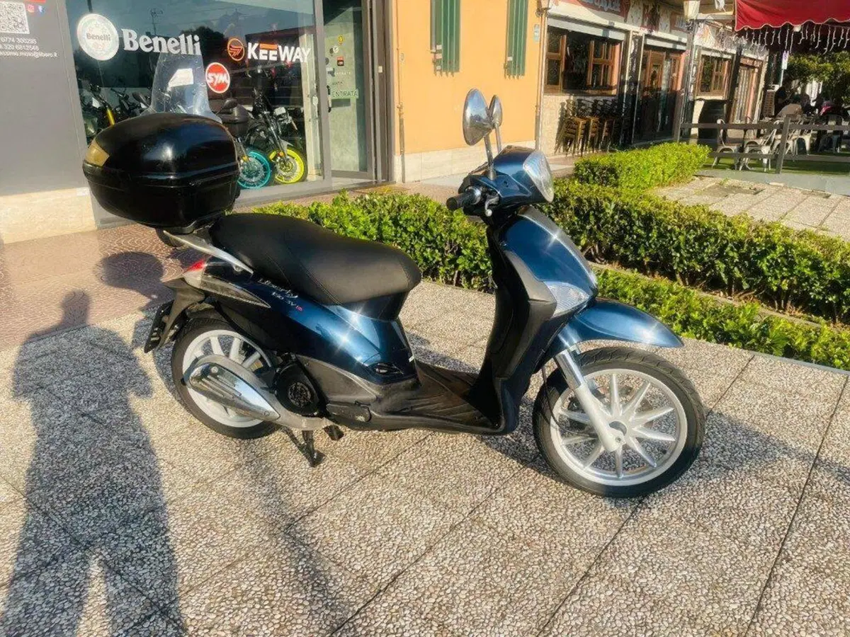 Piaggio Liberty 150 3V Full Optional (2013 - 15) (4)