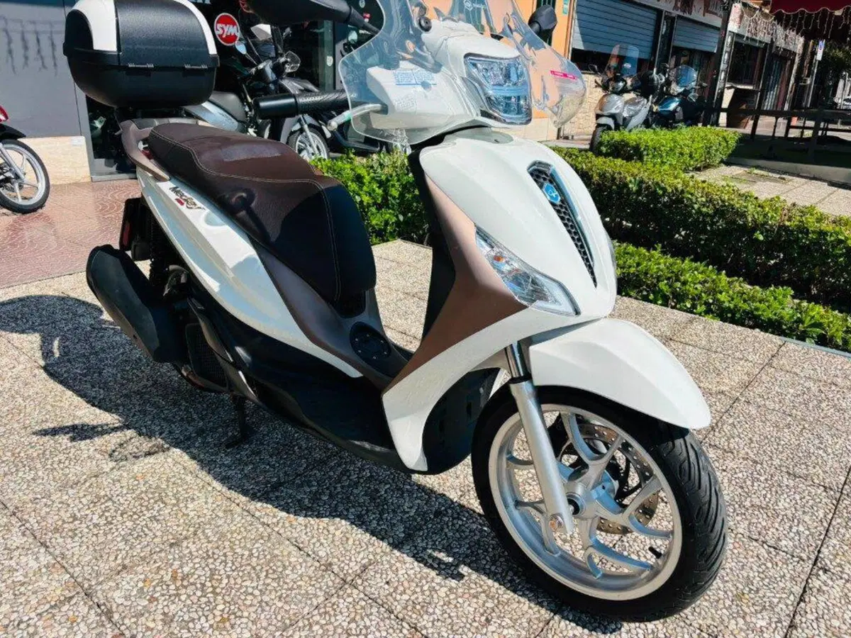 Piaggio Medley 150 (2020) (12)
