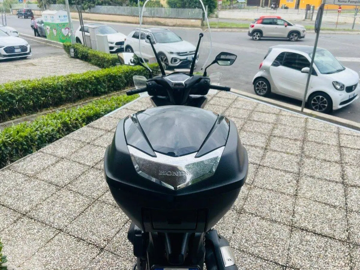 Honda SH 150i (2020 - 23) (6)