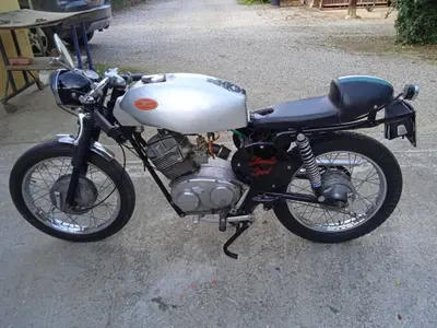 Moto Guzzi Stornello sport 125 caffe racer d'epoca