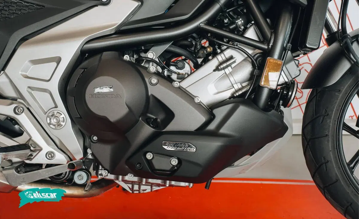 Honda NC 750 X DCT (2021 - 24) (9)