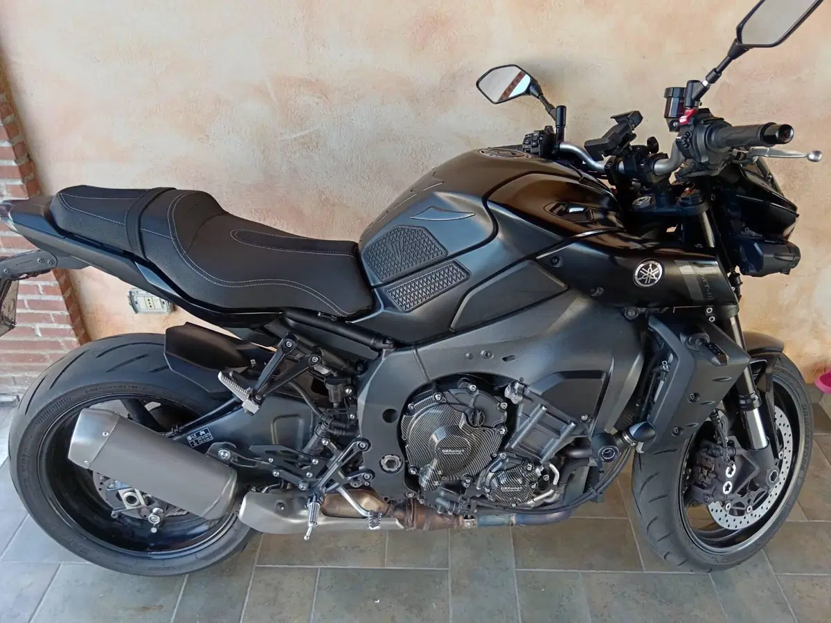 Yamaha MT-10 (2022 - 26) (8)