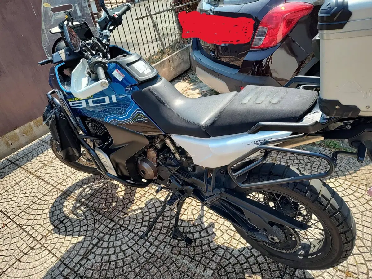 Husqvarna Norden 901 Expedition (2023 - 24) (3)