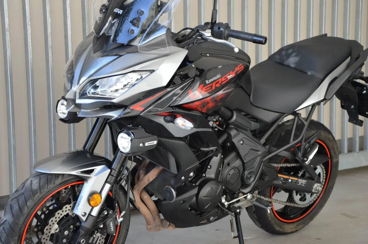 Kawasaki Versys 650 (2021 - 24) (11)