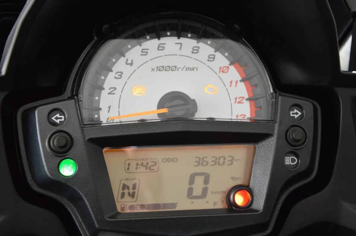 Kawasaki Versys 650 (2021 - 24) (17)