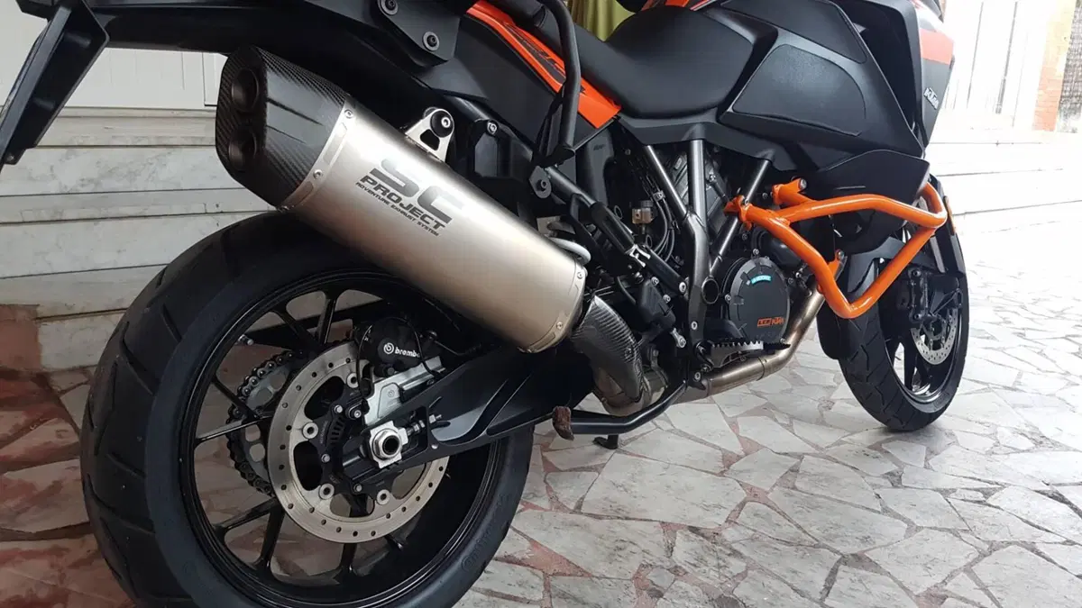 KTM 1290 Super Adventure S (2021) (2)