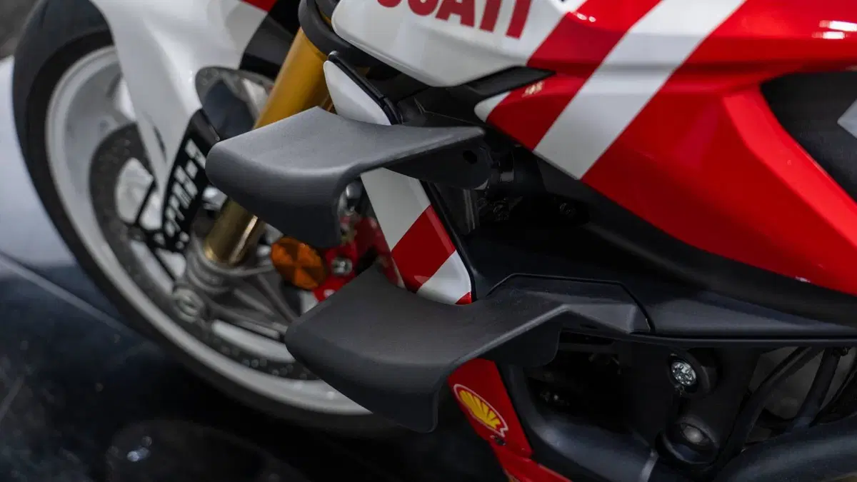 Ducati Streetfighter V4 S (2023 - 24) (8)