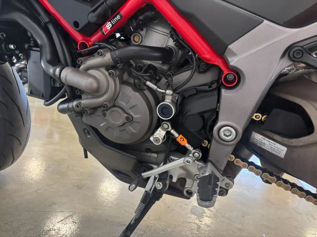 Ducati Multistrada 1200 S Pikes Peak (2016 - 17) (11)
